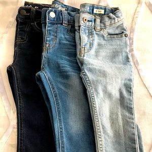 3 pair mix of 18m toddler jeans like new. No flaws, adjustable waist bands.